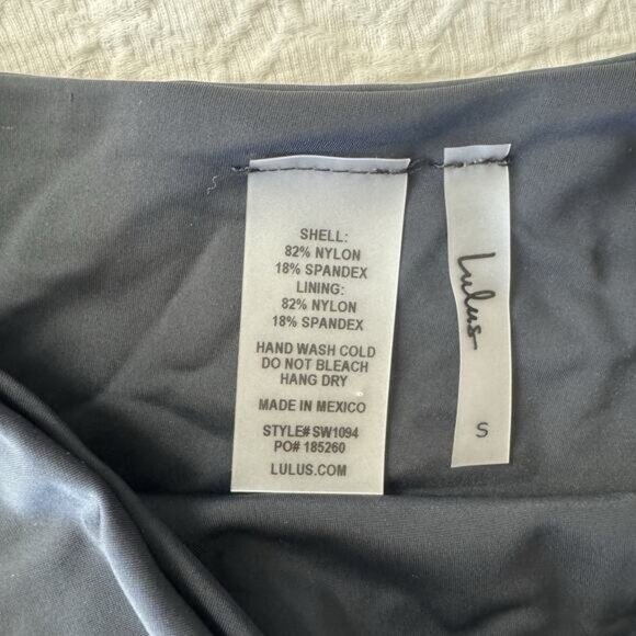 Lulu’s Black One Piece Bathing Suit Woman’s Sz S Cut Outs One Shoulder SW1094 - Picture 2 of 6